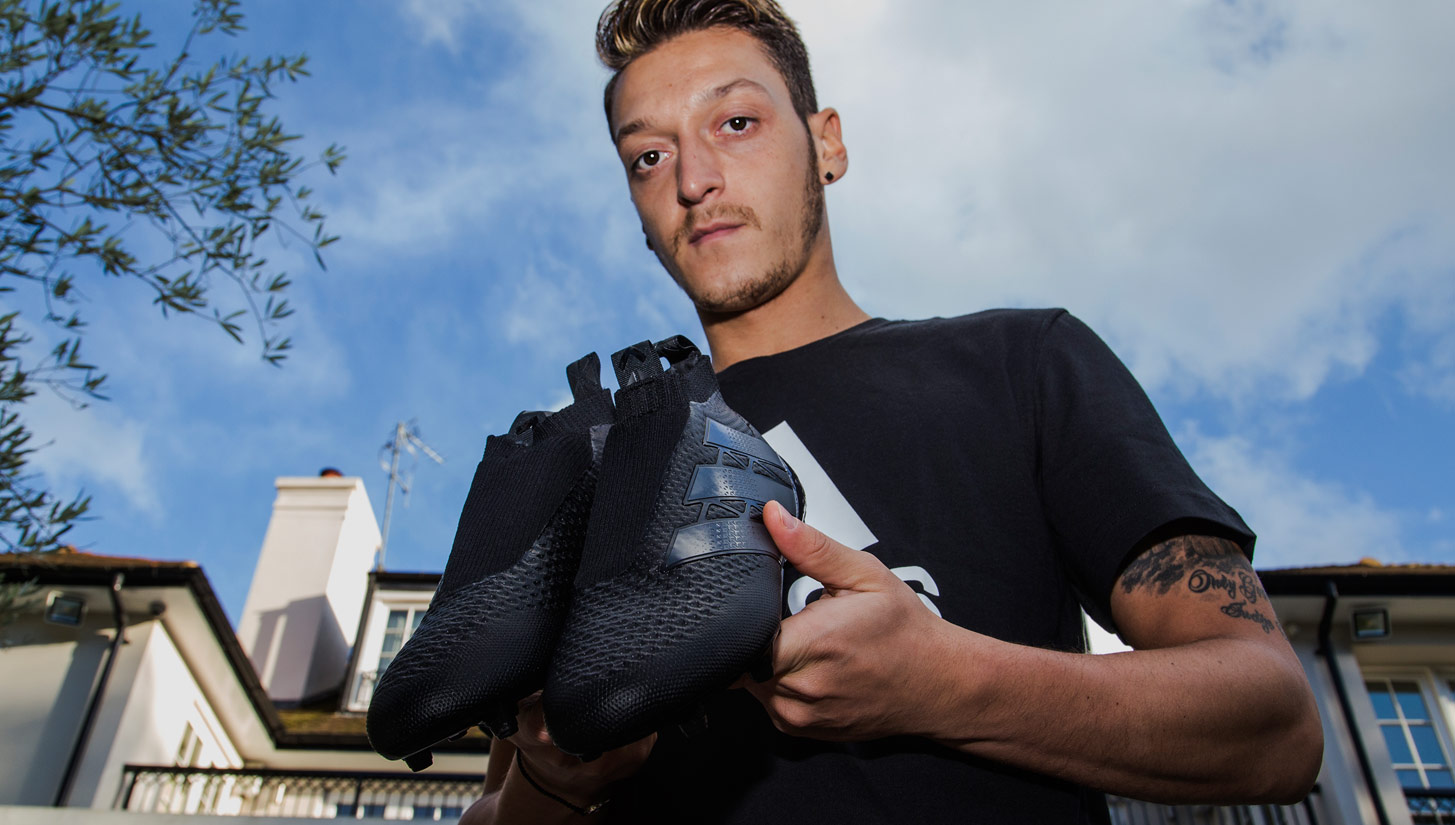 Adidas ace laceless football 2025 boots